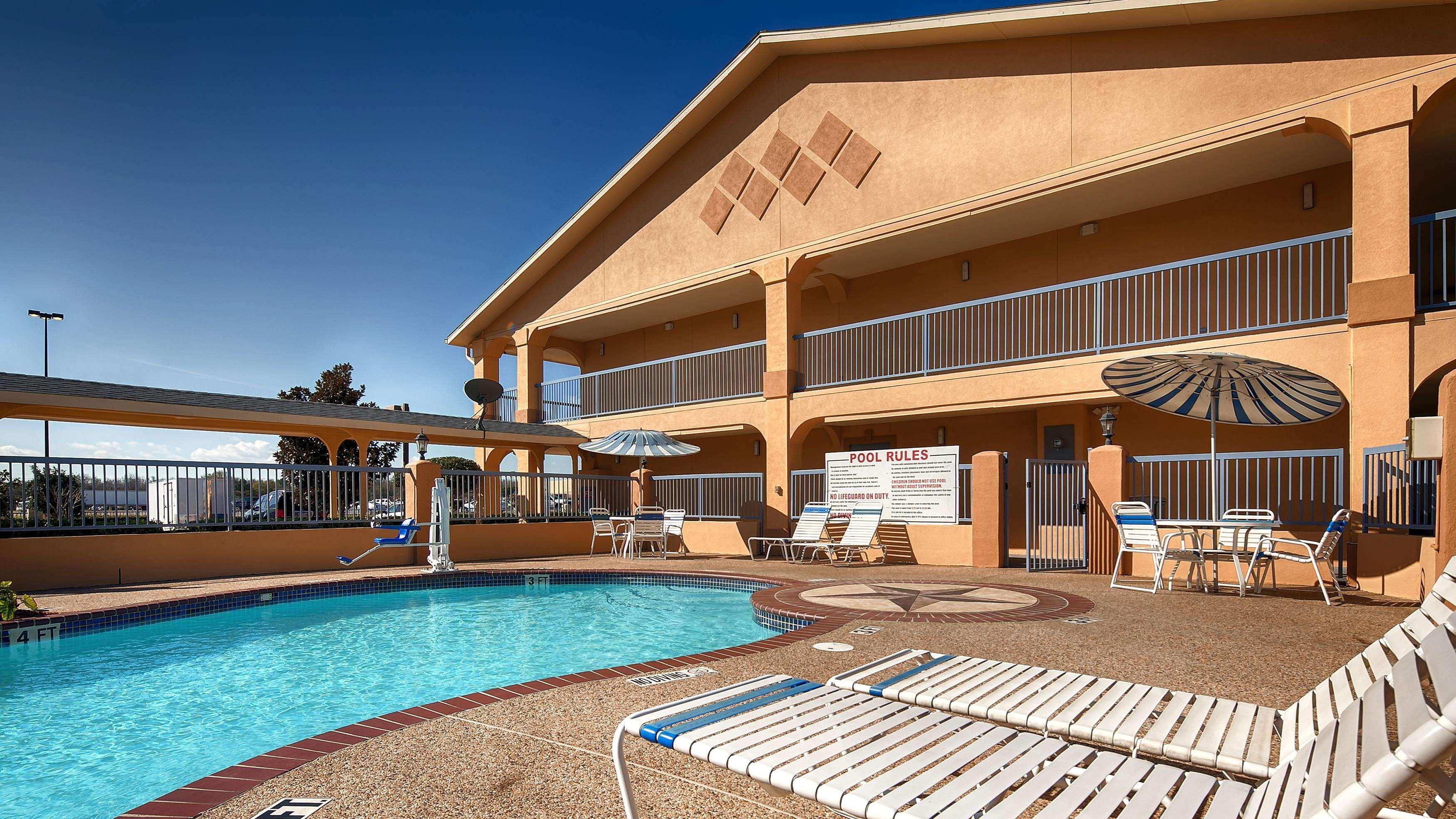 Best Western Angleton Inn Екстер'єр фото
